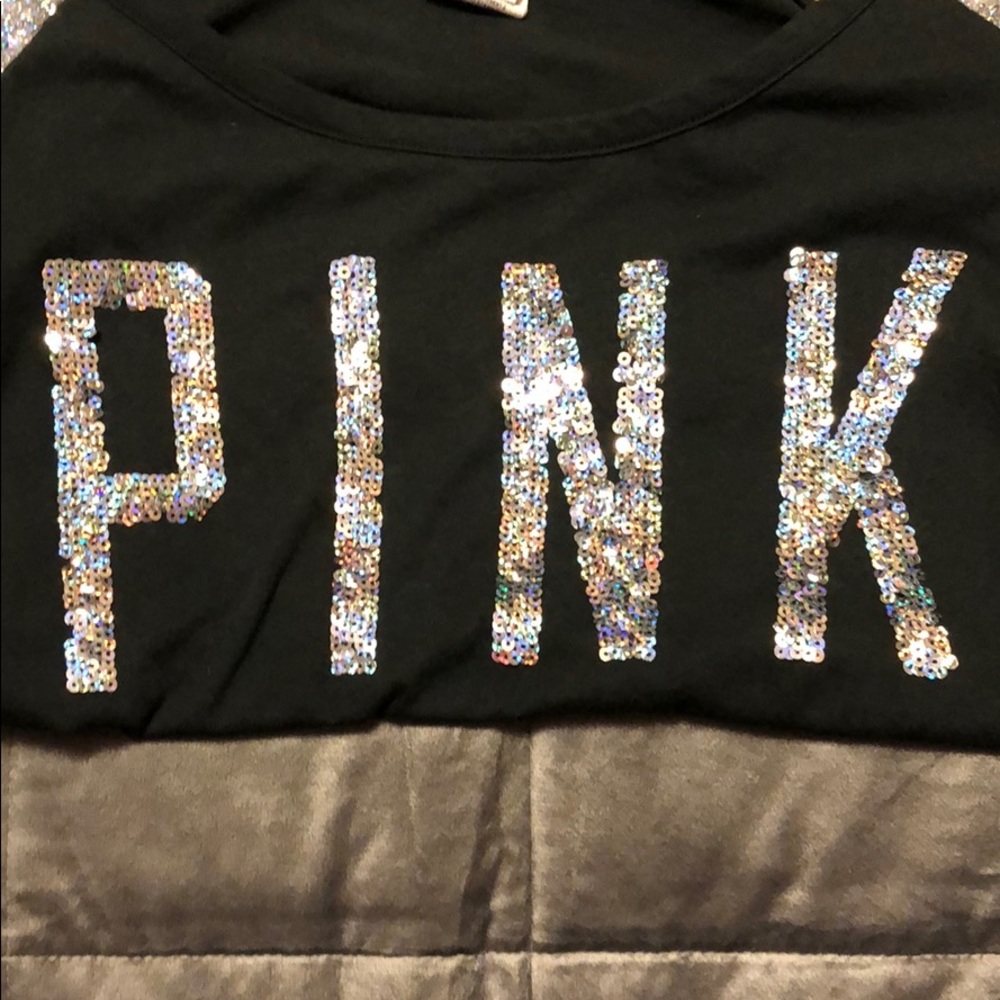 Top - Picture 2 of 4